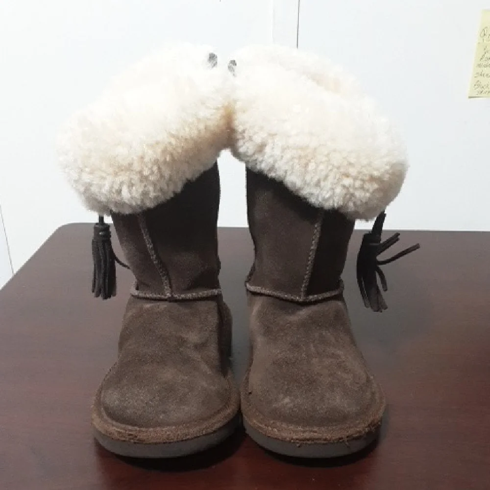 UGG Brown Kids 9‎ Genuine Sheepskin Boots with Cream Fur